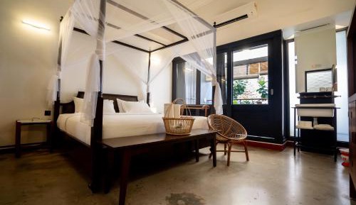 Premier Double Balcony