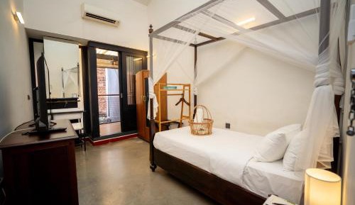 Deluxe Single Room with Balcony