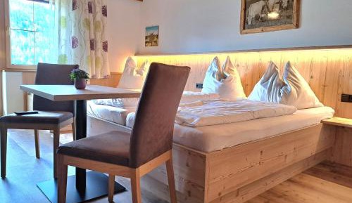 Classic Quadruple Room