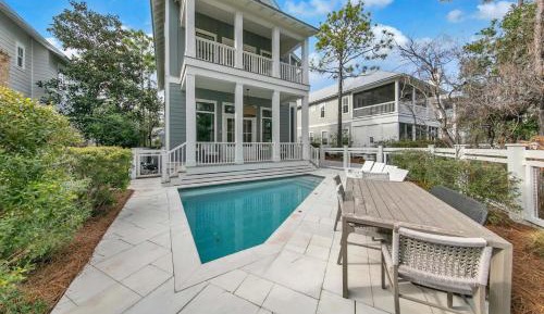 Five-Bedroom Holiday Home