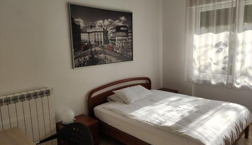 Standard Double Room with Shared Bathroom