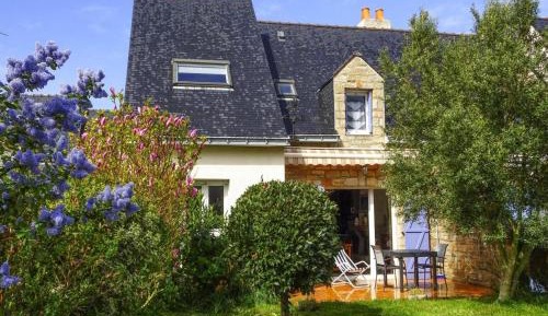 Three-Bedroom Holiday Home 