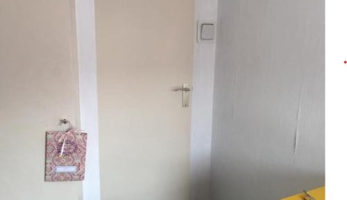Single Room with Shared Shower and Toilet