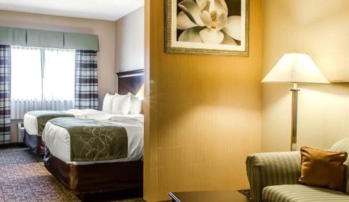 Queen Suite with Two Queen Beds - Non-Smoking