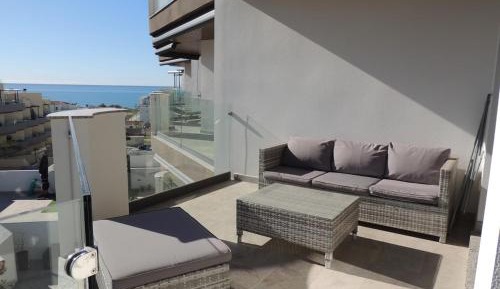 Two-Bedroom Apartment with Terrace and Sea View