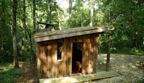 One-Bedroom Holiday Home