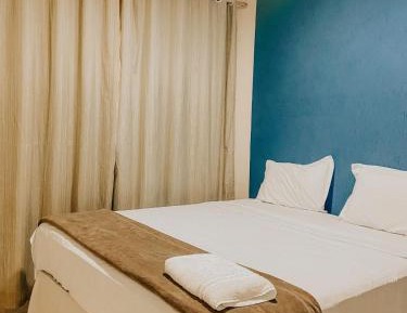 Large Double or Twin Room