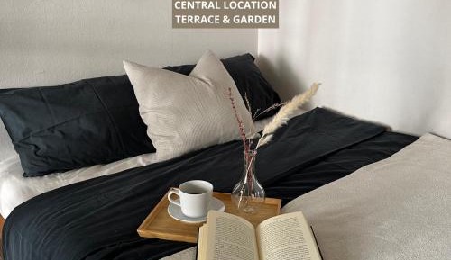 One-Bedroom Apartment with Terrace