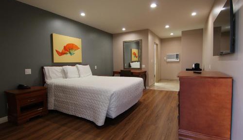 Queen Room