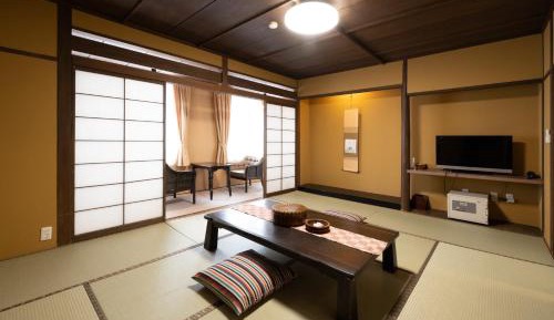 Japanese-Style Room with Shared Bathroom