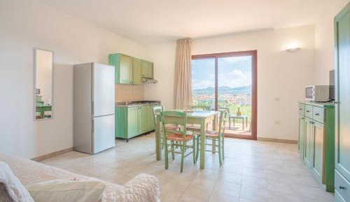 One-Bedroom Apartment with Terrace