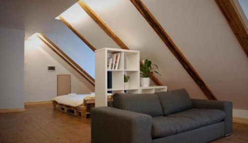 Studio Apartment