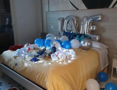 Deluxe Room (2 Adults + 1 Child)