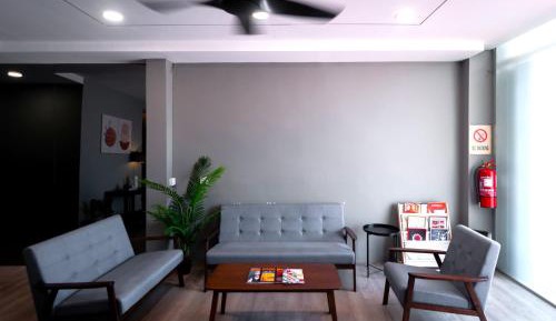 Single Room with Private Bathroom
