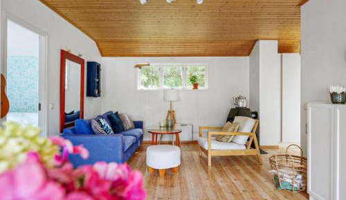 Four-Bedroom Holiday Home