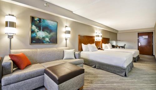 Double Room with Two Double Beds and Accessible Tub - Disability Access