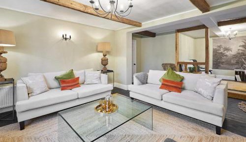 Four-Bedroom Holiday Home