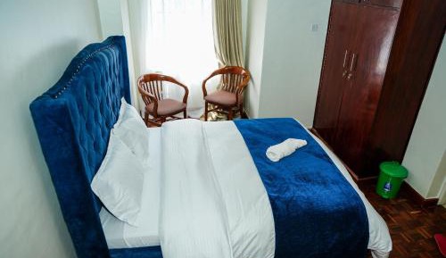 Queen Room