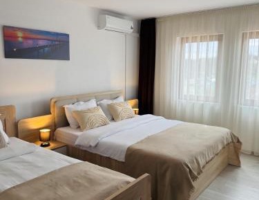 Triple Room with Private Bathroom