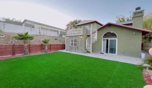 Four-Bedroom Holiday Home