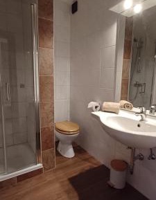 Two-Bedroom Apartment with Mountain View