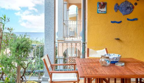 Superior One-Bedroom Apartment