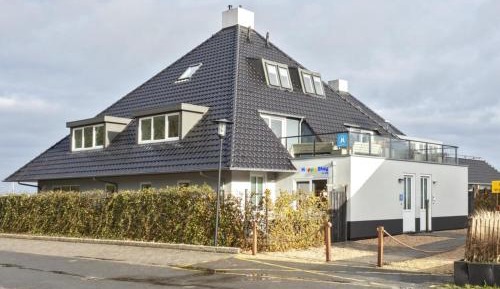 Four-Bedroom Holiday Home