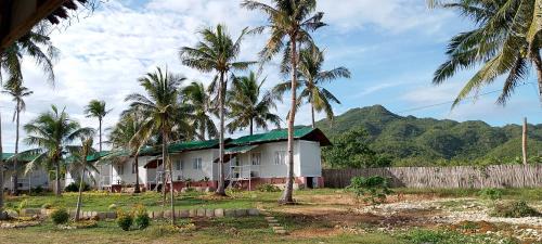 Bungalow with Garden View