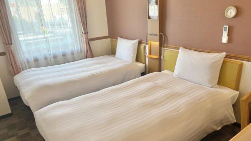 Twin Room - Non-Smoking