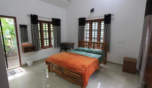 Family Room with Garden View