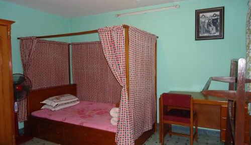 Single Room with Bathroom