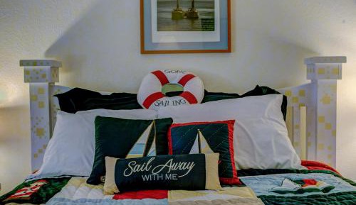 Deluxe King Suite