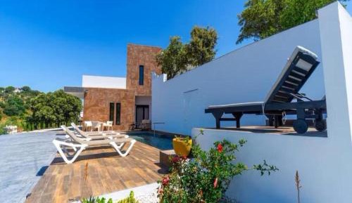 Villa with Private Pool