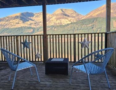 Suite with Lake View