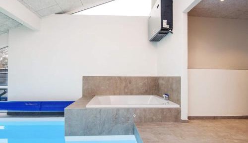 Five-Bedroom Holiday Home