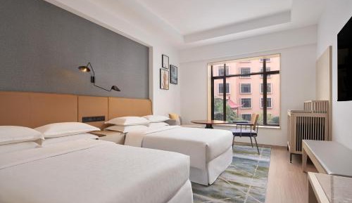 Classic Twin Room