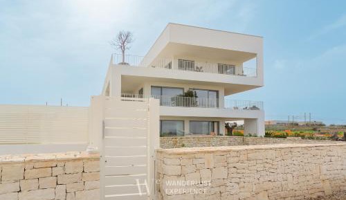 One-Bedroom Apartment with Sea View