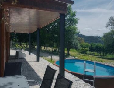 Apartment with Pool View 