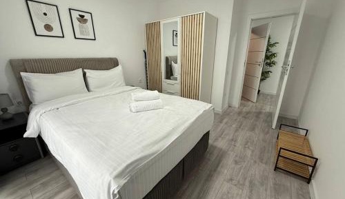 Studio Apartment with Balcony