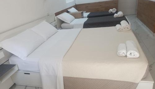 Quadruple Room with Bathroom