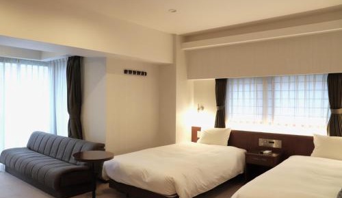 Twin Room with Private Bathroom