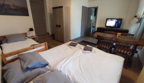 Triple Room with Garden View