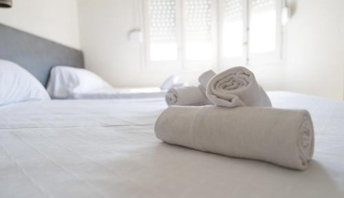 Double or Twin Room with Shared Bathroom