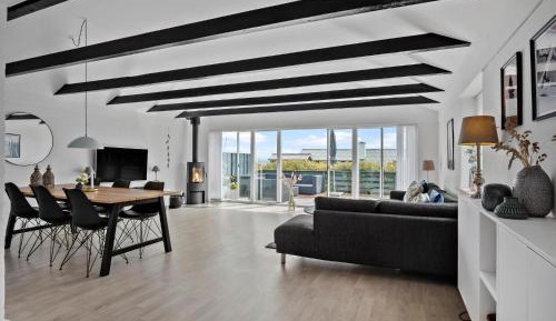 Four-Bedroom Holiday Home