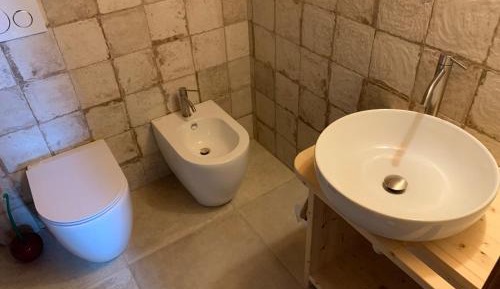 Deluxe Room (2 Adults + 1 Child)