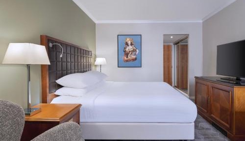 One-Bedroom King Suite with Sofa Bed