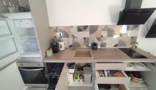 One-Bedroom Apartment with Sea View