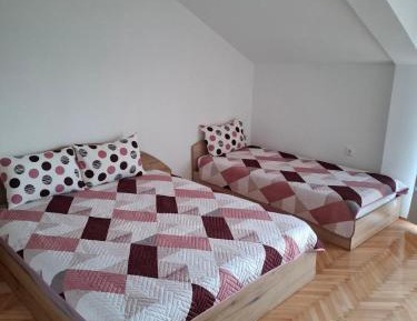 Standard Triple Studio