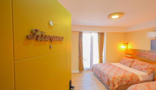 Deluxe Triple Room with Sea View