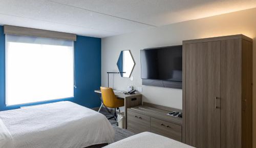 Standard Room with Two Queen Beds